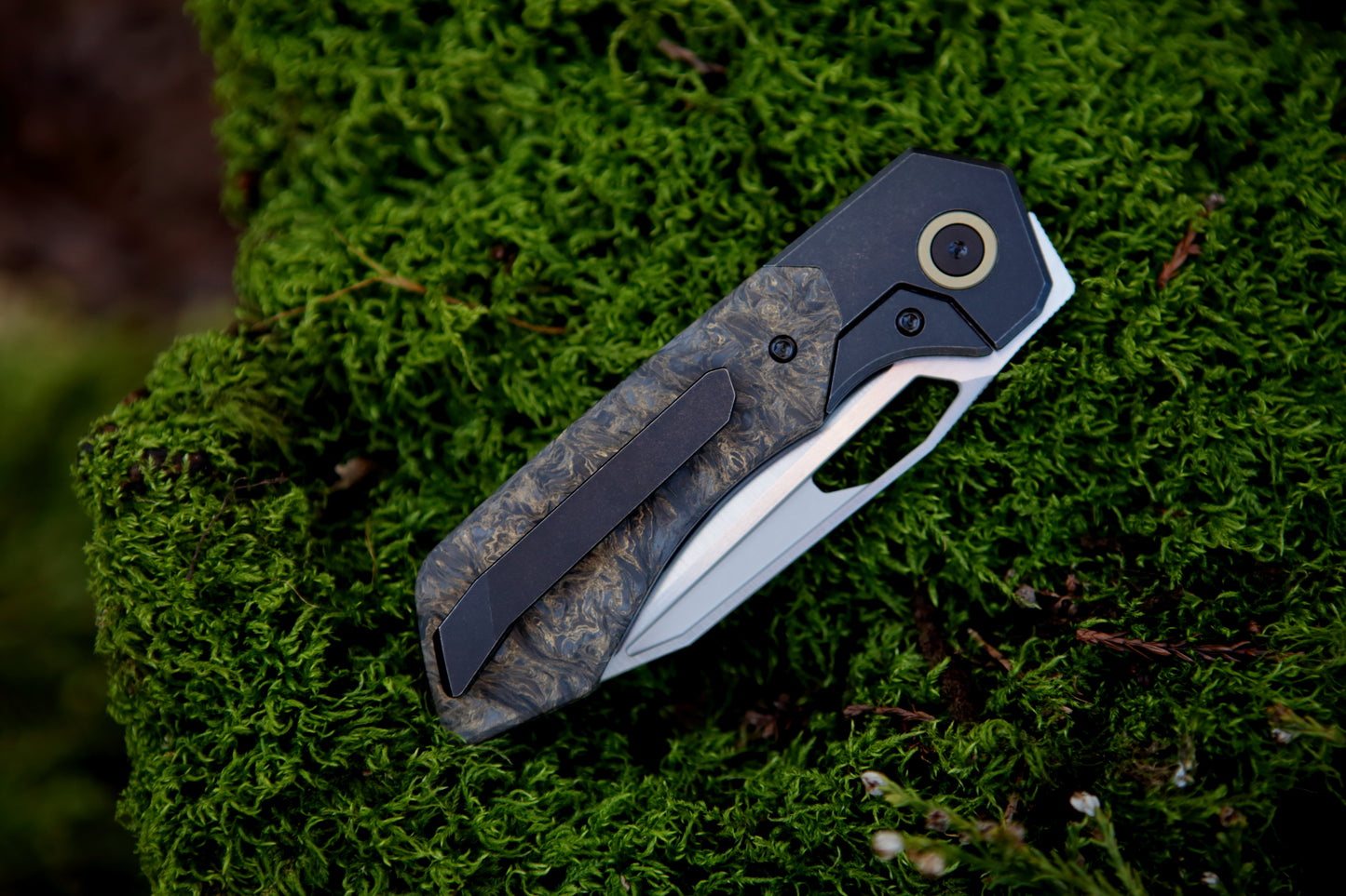 The DeVille Gold Dark Matter Satin Blade Deposit 2 of 2